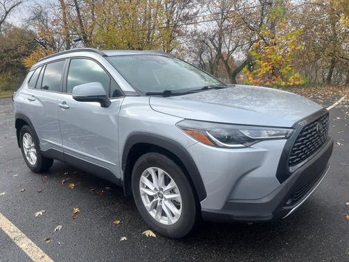2022 Toyota Corolla Cross LE