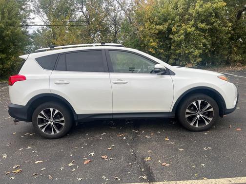 2015 Toyota RAV4 Limited