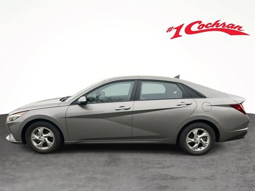 2023 Hyundai ELANTRA SE