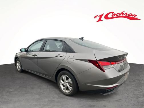 2023 Hyundai ELANTRA SE