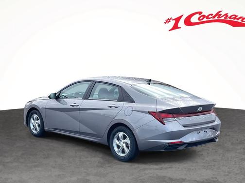 2023 Hyundai ELANTRA SE