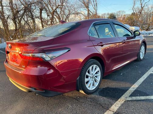 2022 Toyota Camry LE