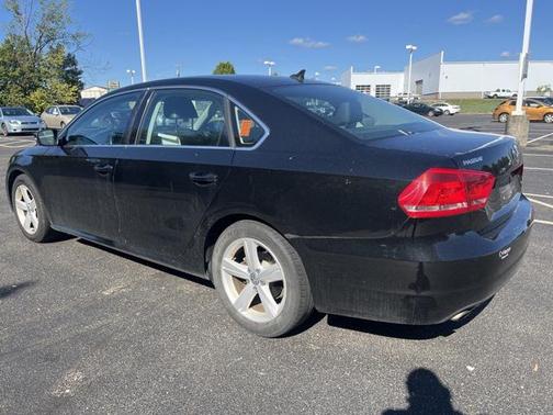 2015 Volkswagen Passat 1.8T Limited Edition