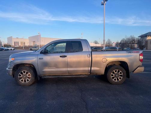 2016 Toyota Tundra SR5