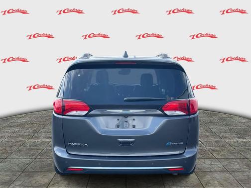 2018 Chrysler Pacifica Hybrid Limited