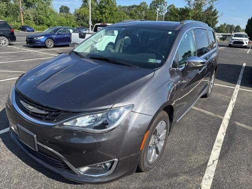 2018 Chrysler Pacifica Hybrid Limited