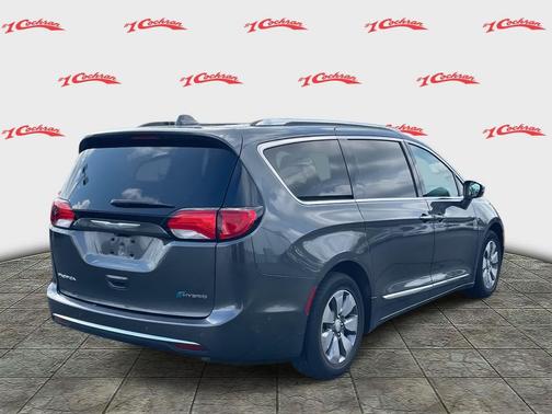 2018 Chrysler Pacifica Hybrid Limited