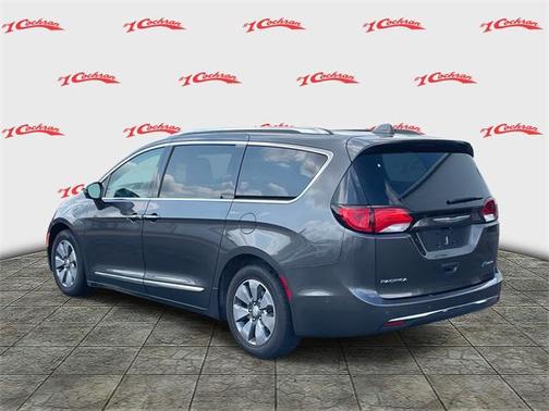 2018 Chrysler Pacifica Hybrid Limited