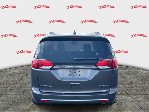 2018 Chrysler Pacifica Hybrid Limited