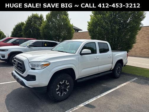 2022 Toyota Tacoma SR