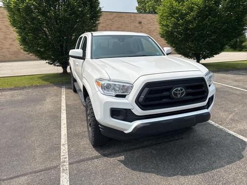 2022 Toyota Tacoma SR