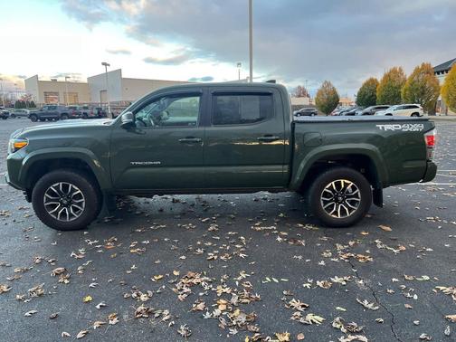 2021 Toyota Tacoma TRD Sport