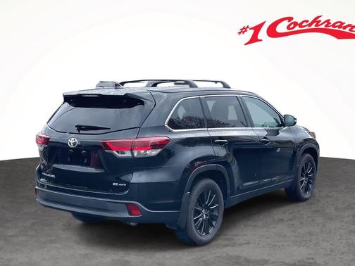 2019 Toyota Highlander SE