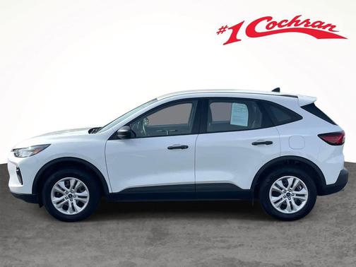 Oxford White 2023 Ford Escape SE