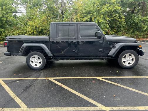 2021 Jeep Gladiator Sport S