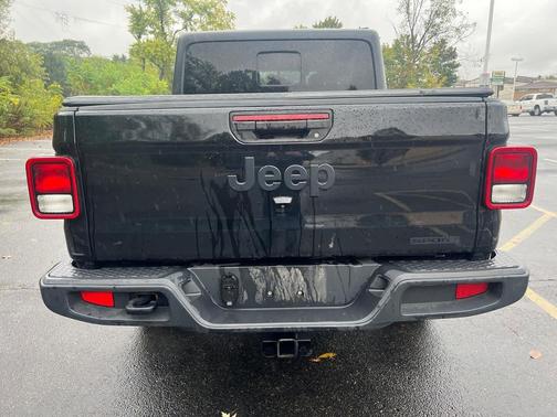2021 Jeep Gladiator Sport S