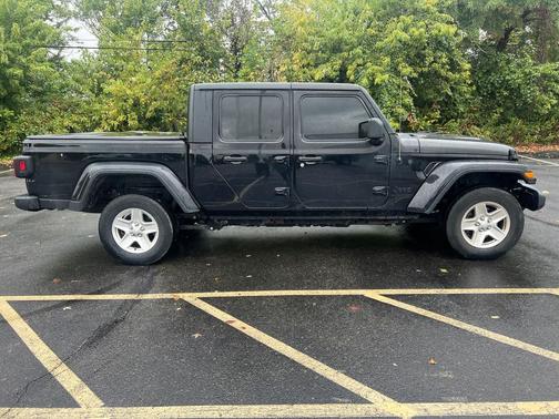 2021 Jeep Gladiator Sport S