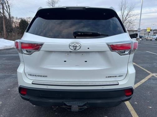 2016 Toyota Highlander Limited