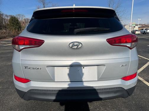 2018 Hyundai TUCSON SEL