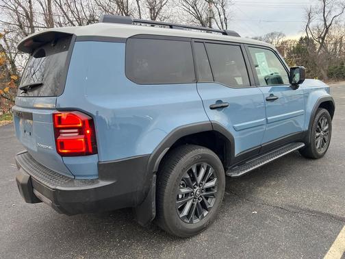 2025 Toyota Land Cruiser Base