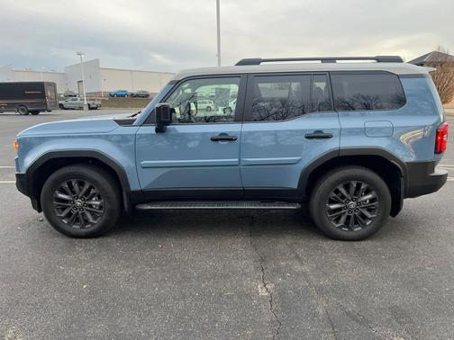 2025 Toyota Land Cruiser Base