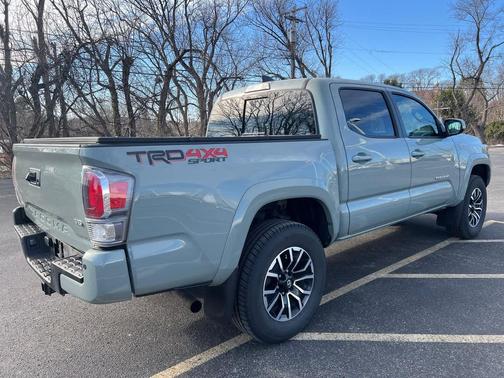 2022 Toyota Tacoma TRD Sport