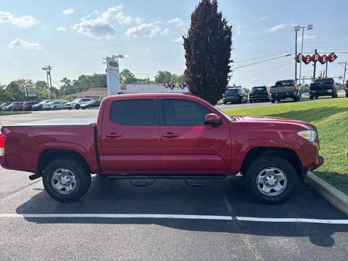 2017 Toyota Tacoma SR