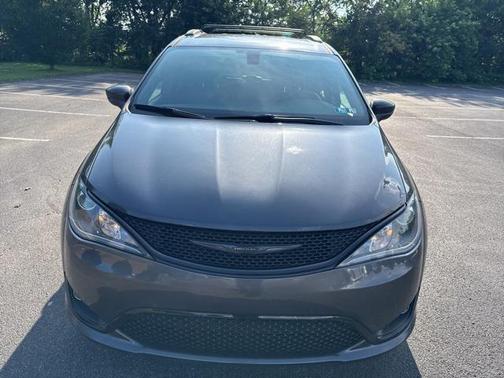 2019 Chrysler Pacifica Touring-L Plus