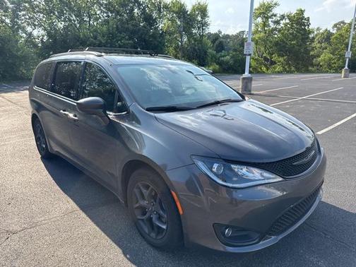 2019 Chrysler Pacifica Touring-L Plus