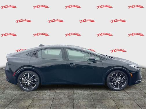2024 Toyota Prius XLE