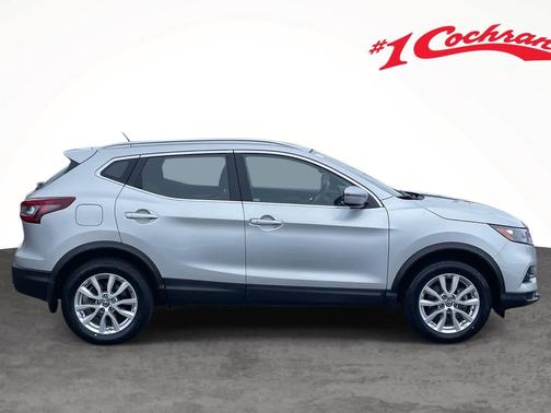 2020 Nissan Rogue Sport SV