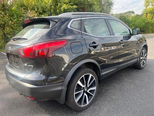2017 Nissan Rogue Sport SL