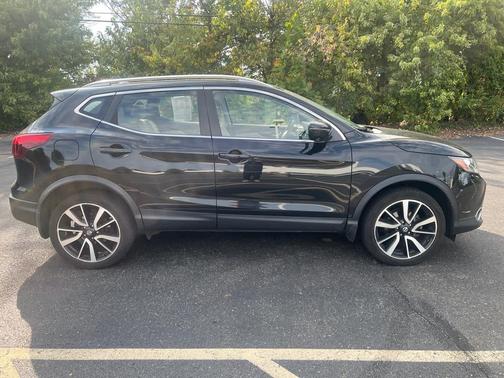 2017 Nissan Rogue Sport SL