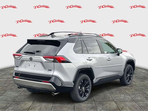 2025 Toyota RAV4 Hybrid SE
