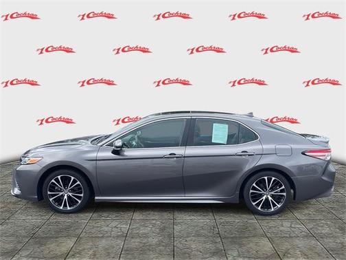 2019 Toyota Camry SE