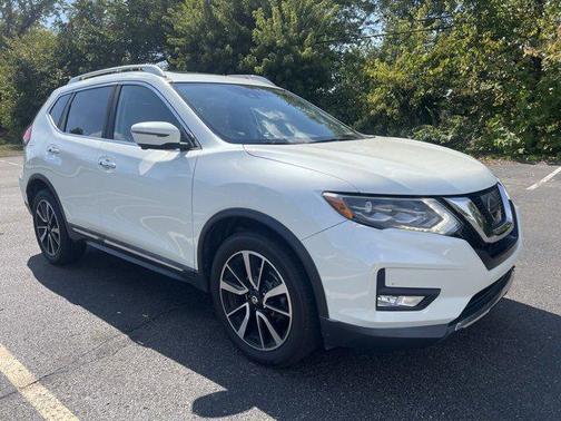 2017 Nissan Rogue SL
