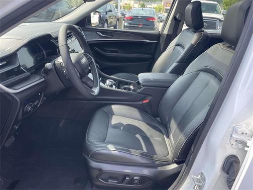 2022 Jeep Grand Cherokee 4xe Base