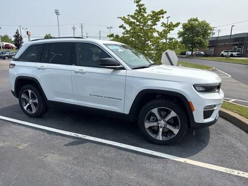 2022 Jeep Grand Cherokee 4xe Base