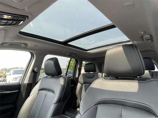 2022 Jeep Grand Cherokee 4xe Base