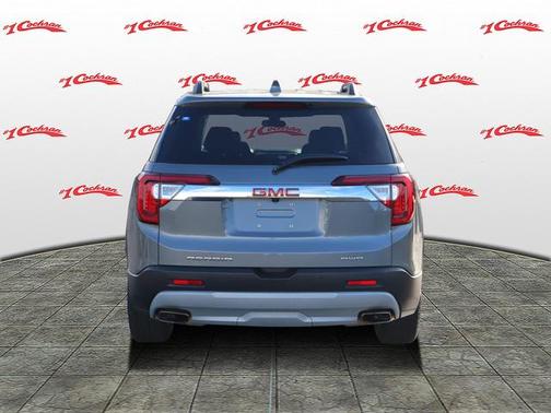 2022 GMC Acadia AWD SLT