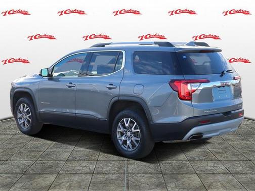 2022 GMC Acadia AWD SLT