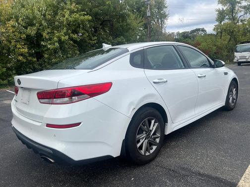 2019 Kia Optima LX