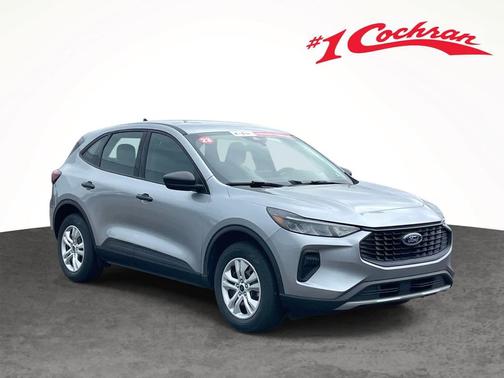 Iconic Silver Metallic 2023 Ford Escape SE