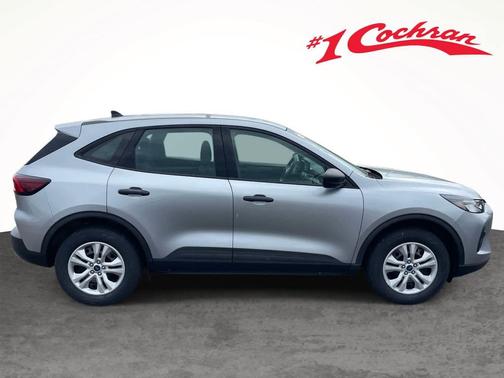 Iconic Silver Metallic 2023 Ford Escape SE