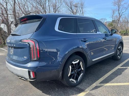 2024 Kia Telluride EX