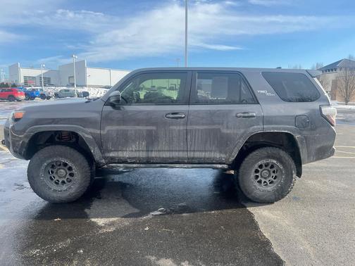 2018 Toyota 4Runner TRD Off Road
