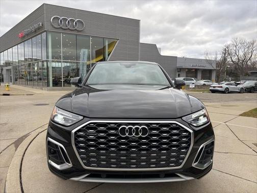 2023 Audi Q5 Sportback Premium Plus 45 TFSI S line quattro S tronic