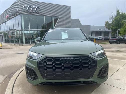 2025 Audi Q5 Premium Plus 45 TFSI S line quattro S tronic