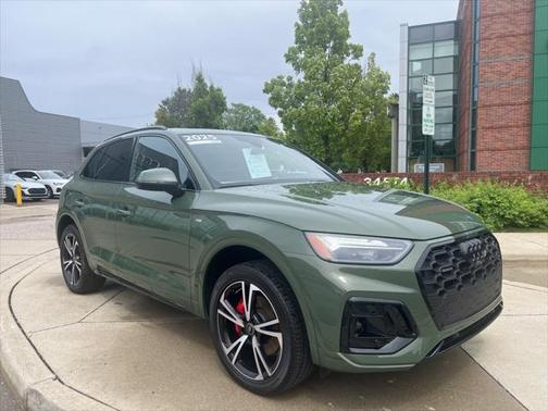 2025 Audi Q5 Premium Plus 45 TFSI S line quattro S tronic