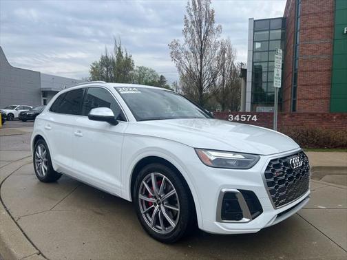 2024 Audi SQ5 Premium Plus TFSI quattro Tiptronic